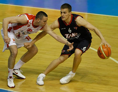 VUK_RADIVOJEVIC_VS_TAMIS